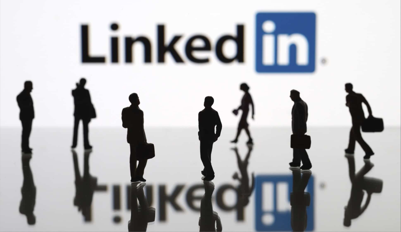 LinkedIn行业洞察获取指南：提升职业智慧，把握行业先机